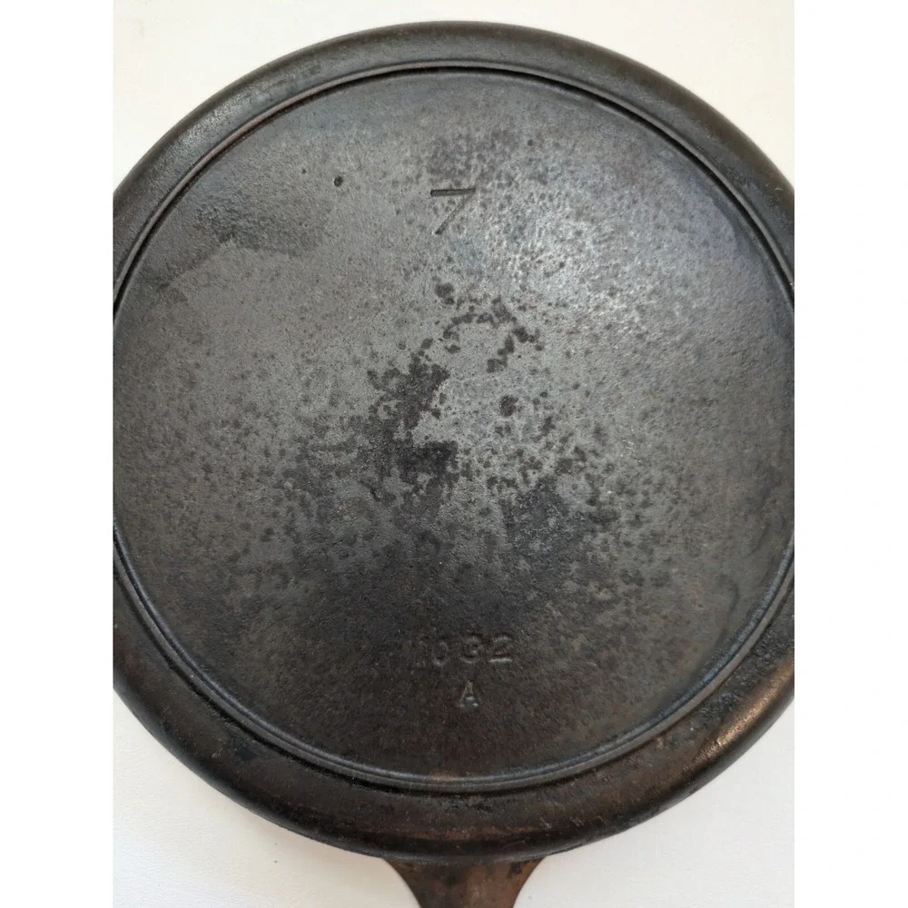 Griswold Iron Mountain 7 1032A Cast Iron Skillet Ban 2 Spout Unrestored
